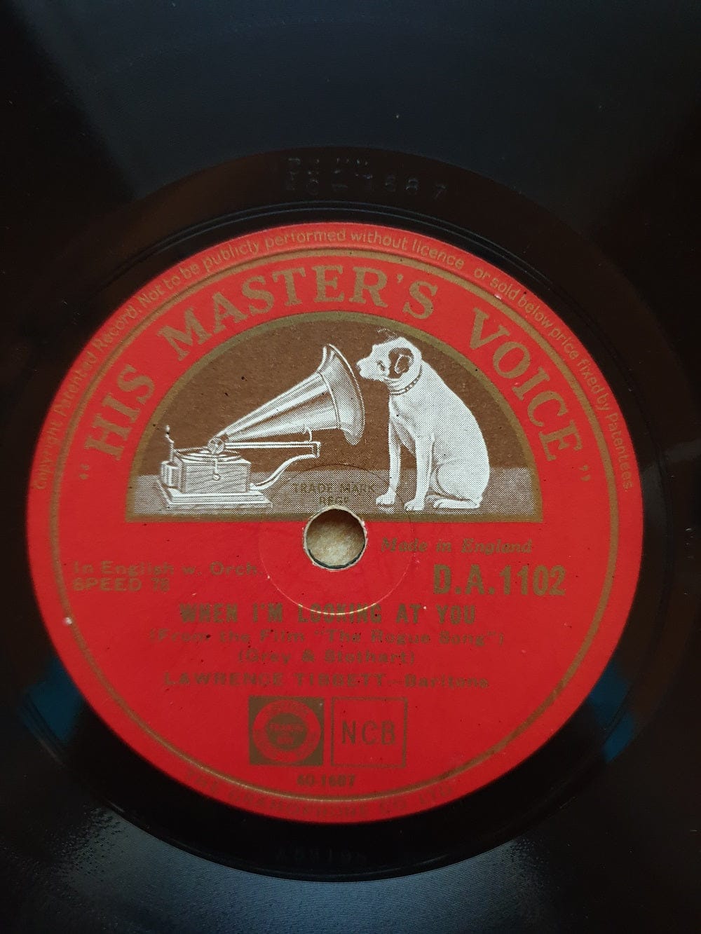 10" 78RPM When I'm Looking At You/The White Dove by Lawrence Tibbett from His Master's Voice (D.A1102)